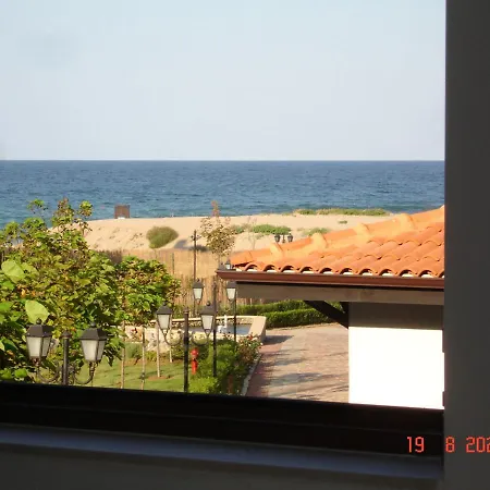 Oasis Beach Club, Lozenets 2 Bedrooms, 122 Sq.M